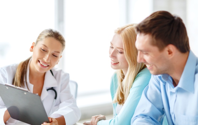 family talking to a doctor about mental health admissions.